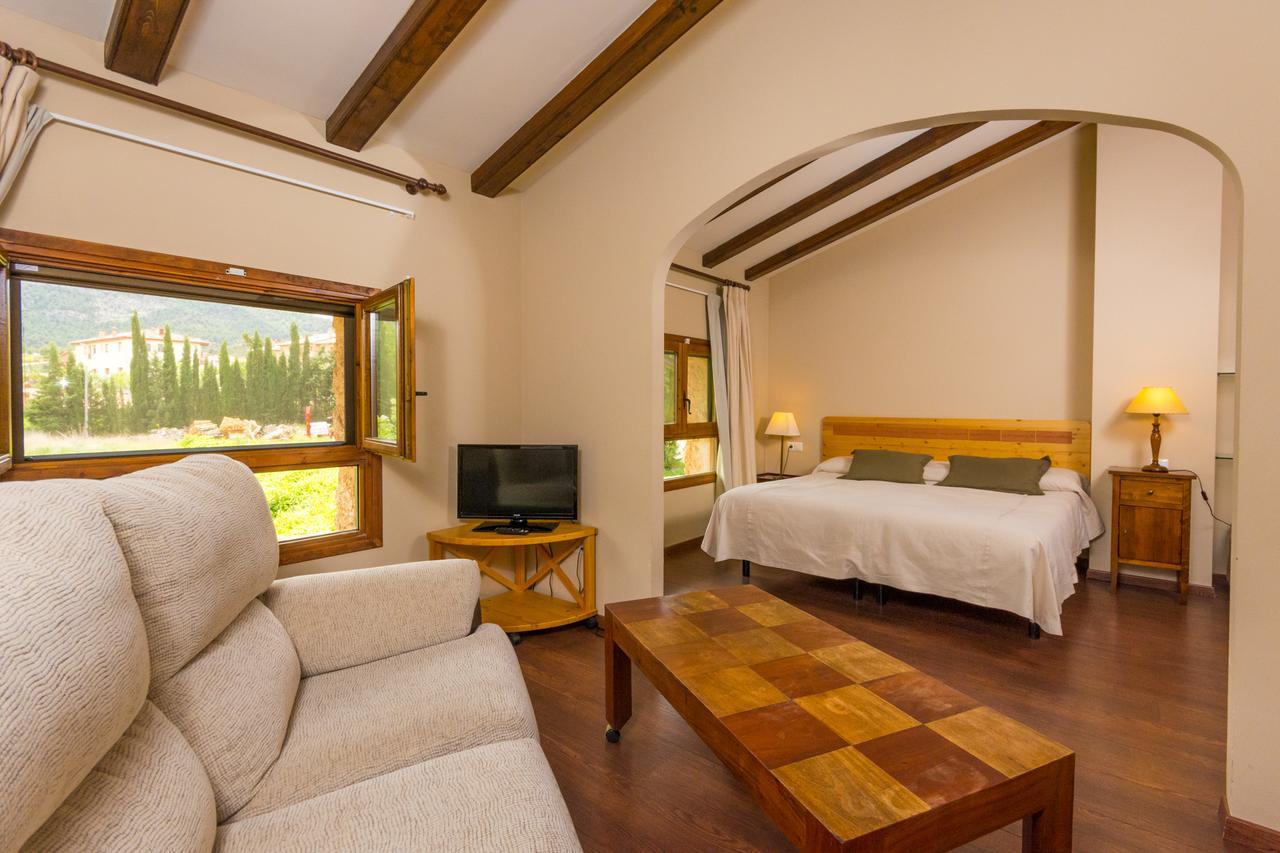 Font Del Pas Hotel Beceite Bagian luar foto